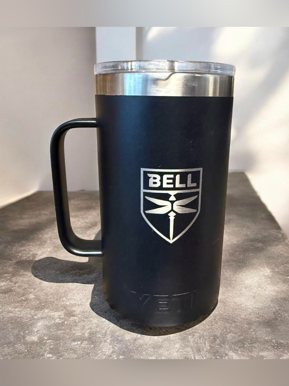 YETI Bell Helicopter 24 oz Black Rambler Stainless Steel Mug Handle Slide Lid